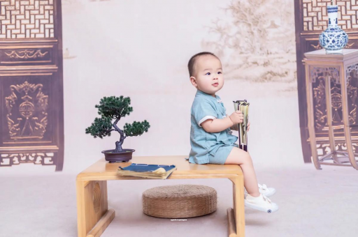 迁西宝宝多久不用拍嗝